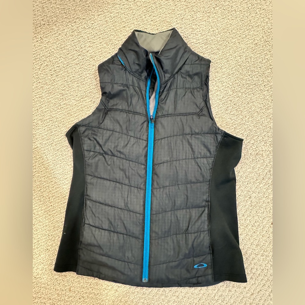 Women’s Oakley Vest